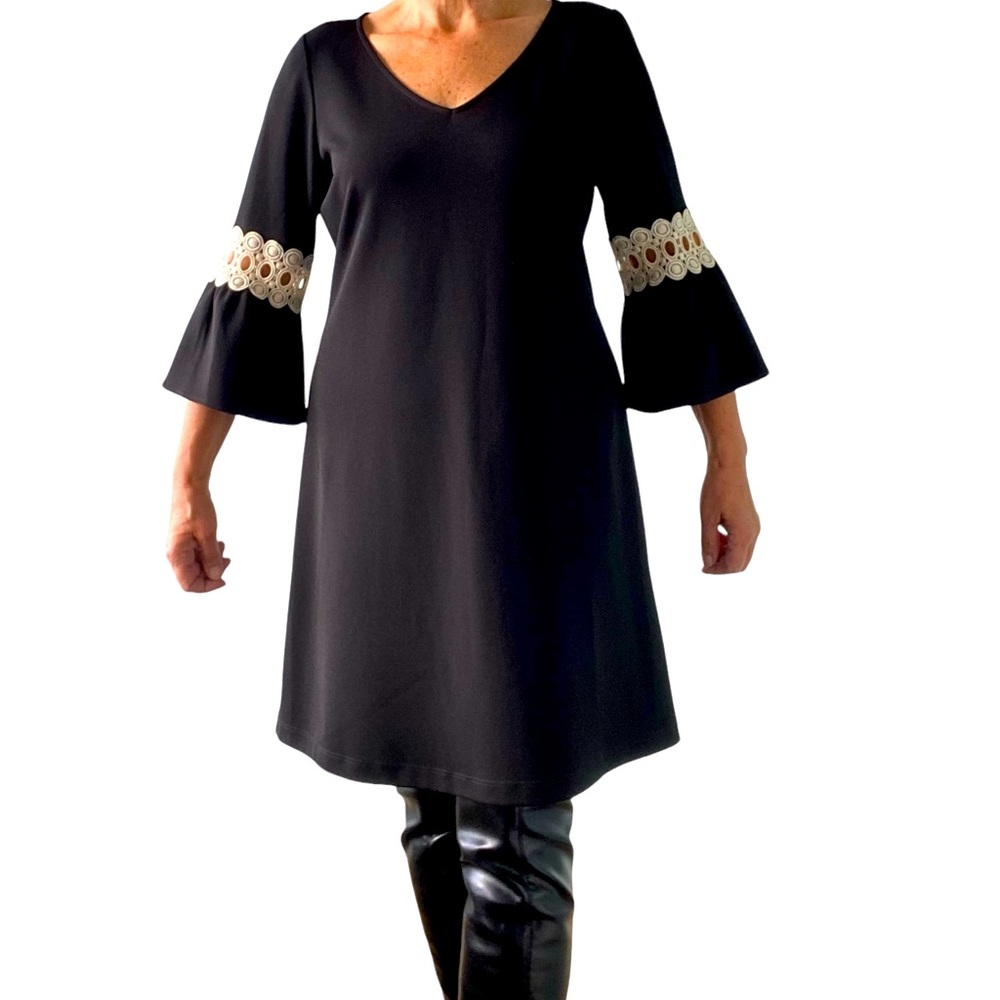 Neiman Marcus black A-line dress perfect condition very flattering cut Size 10